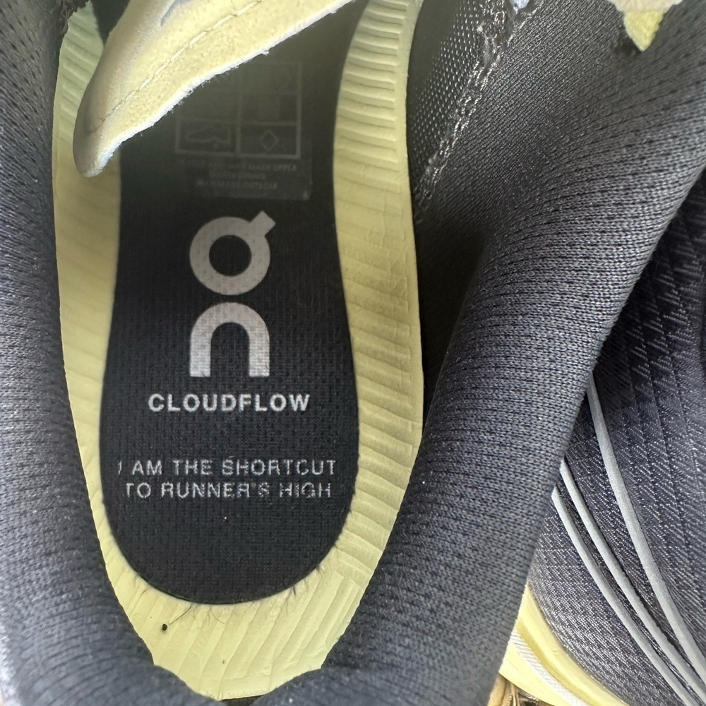On Running Charcoal and Lemon Sneakers size W6 - Picture 6 of 10
